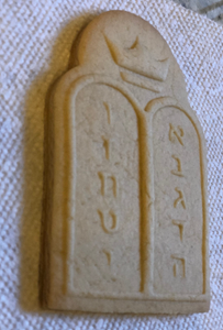 Jewish Torah Tablets w/Crown Luchot Hebrew Cookie Cutter 2pc SET 4.25"