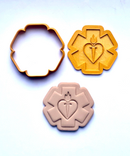 Load image into Gallery viewer, Hatzalah Logo, Cookie/Fondant Cutter, 2pc 3&quot;