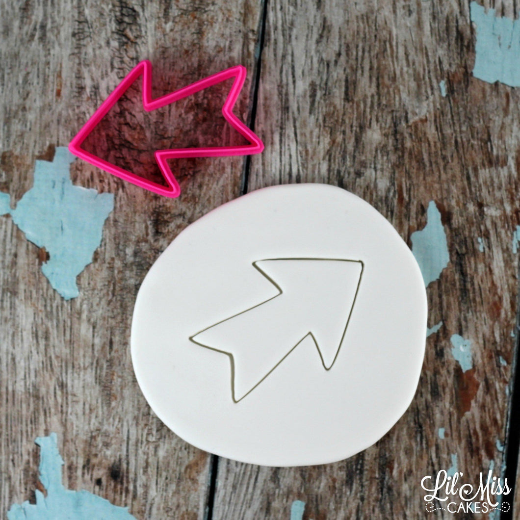 Rustic Arrow Cutter | Lil Miss Cakes