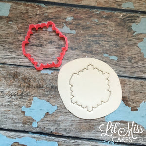 Geo Snowflake Cutter | Lil Miss Cakes